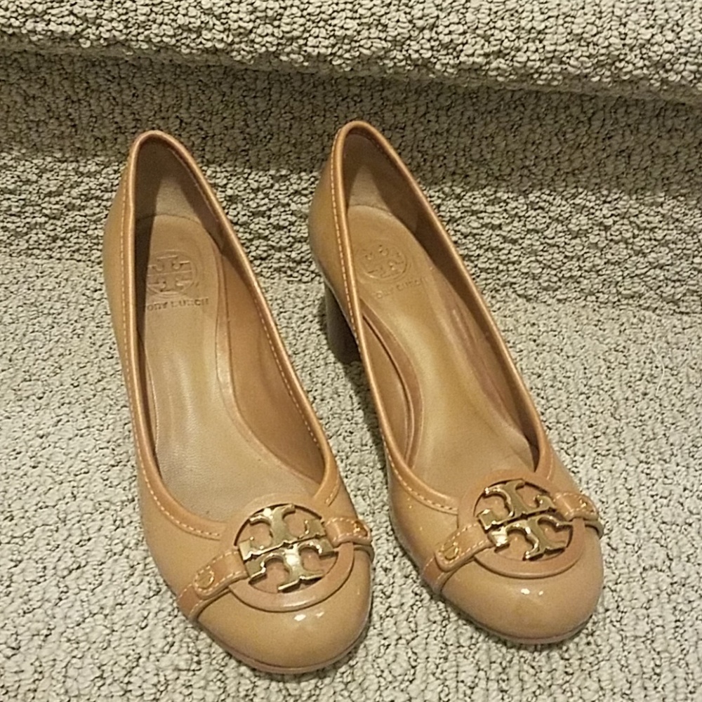 Tan Patent leather Tory Burch block heels